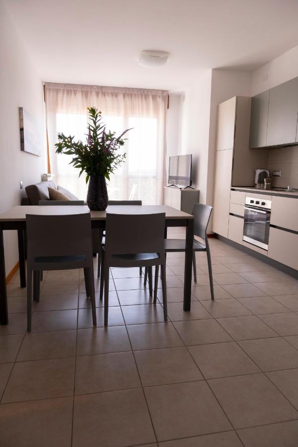 Sky Sun & Sea Apartment คาวัลลิโน-เตรปอร์ติ ภายนอก รูปภาพ