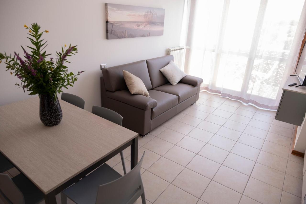 Sky Sun & Sea Apartment คาวัลลิโน-เตรปอร์ติ ภายนอก รูปภาพ